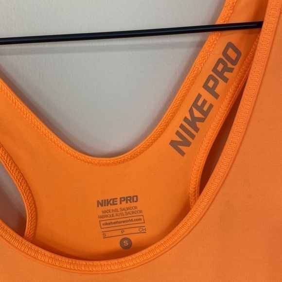 Nike tank - Picture 2 of 4